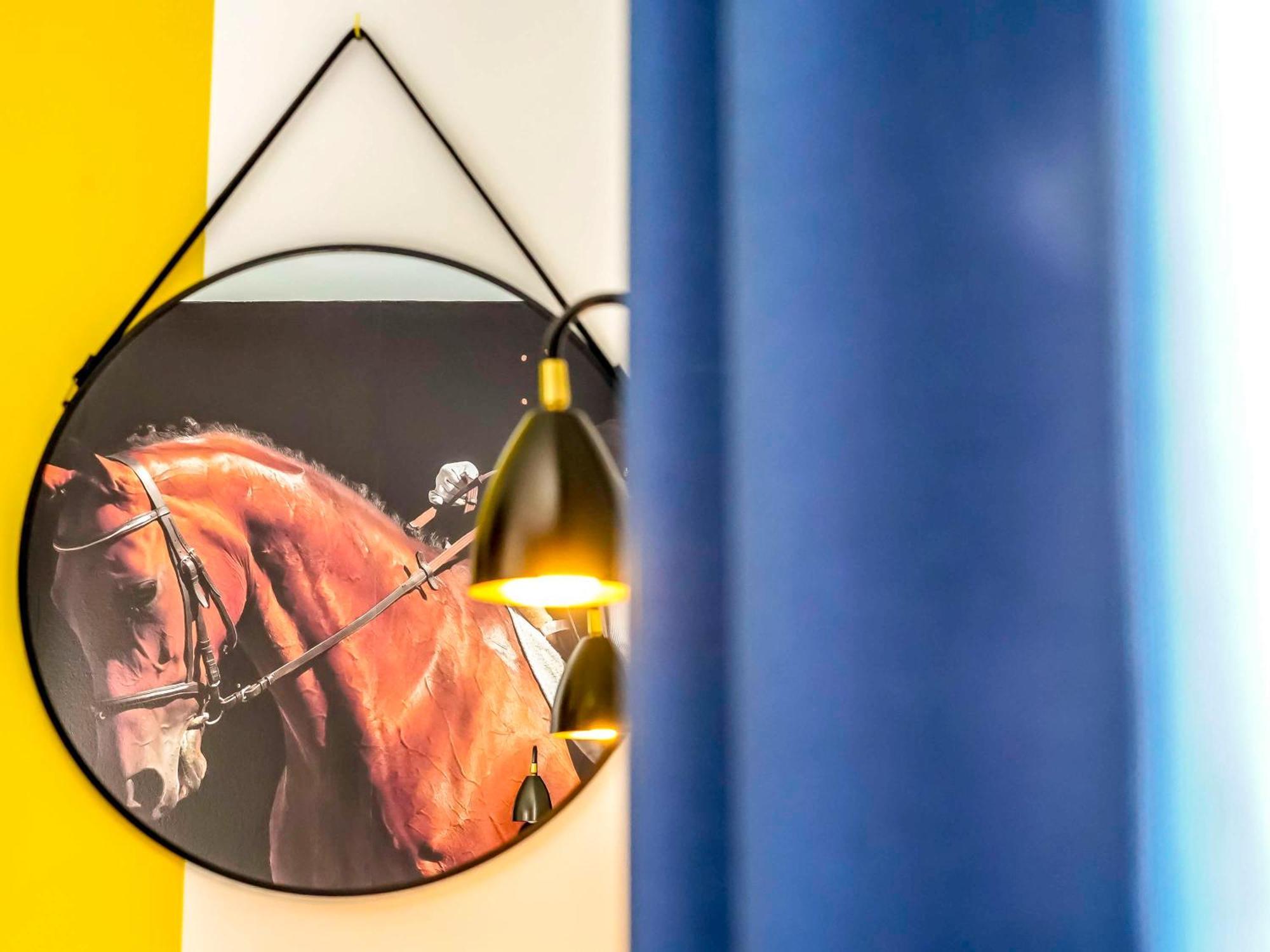 Ibis Styles Saumur Gare Centre Екстер'єр фото
