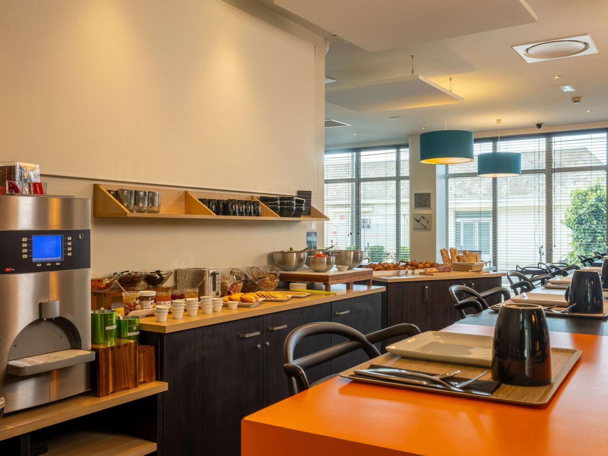 Ibis Styles Saumur Gare Centre Екстер'єр фото