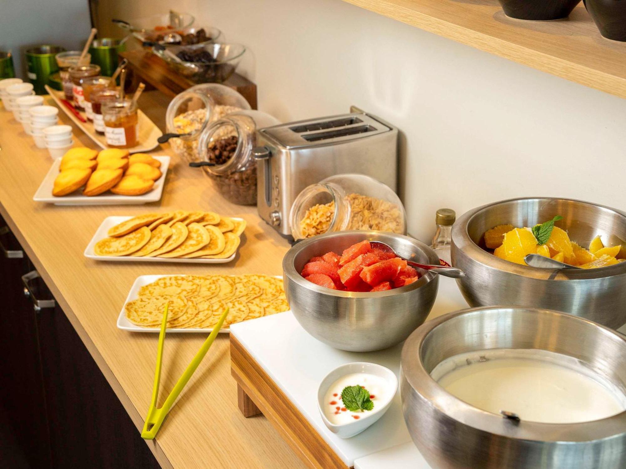 Ibis Styles Saumur Gare Centre Екстер'єр фото