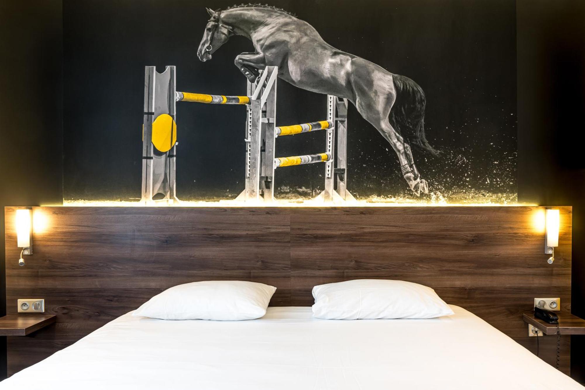 Ibis Styles Saumur Gare Centre Екстер'єр фото