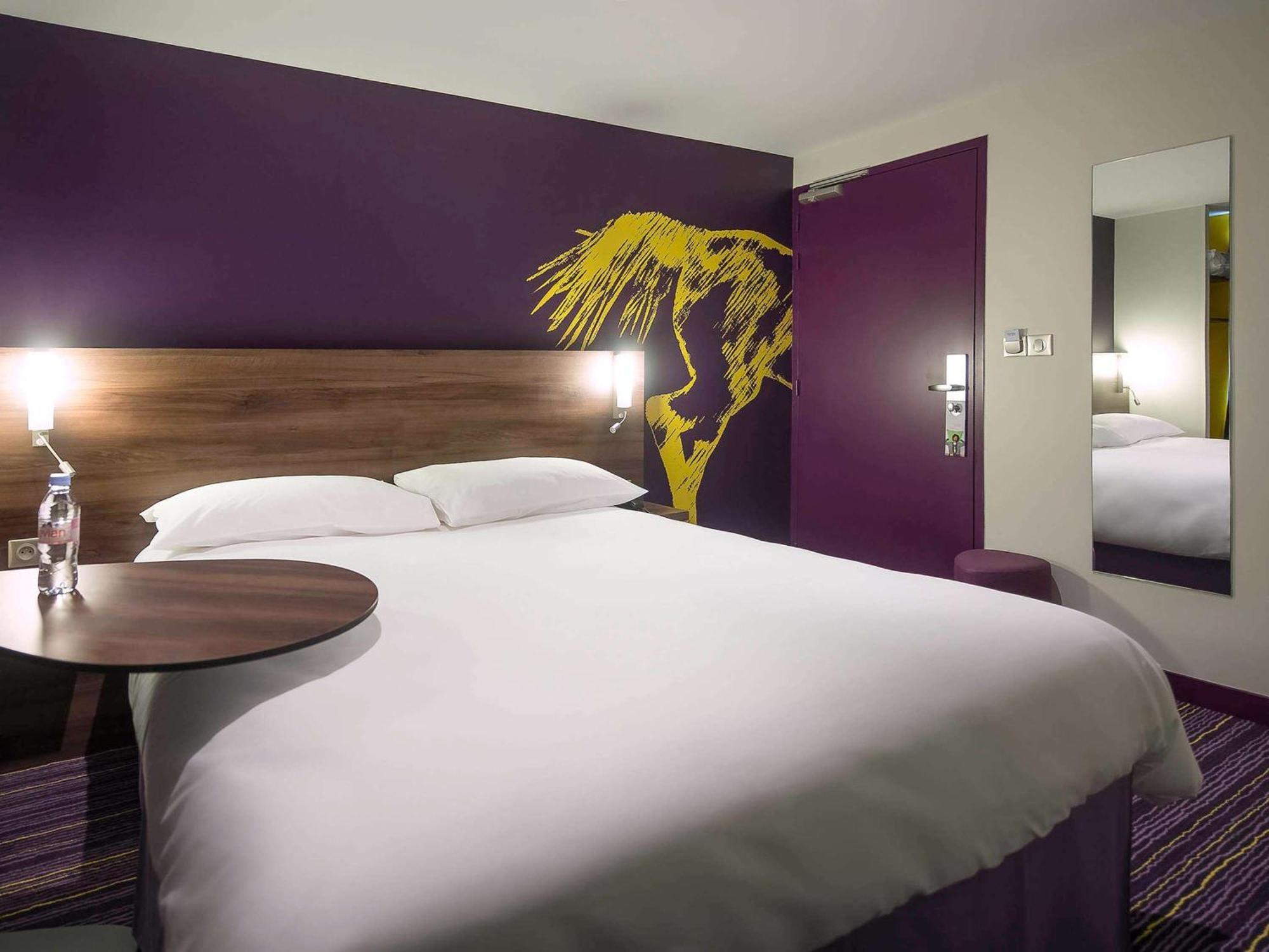 Ibis Styles Saumur Gare Centre Екстер'єр фото