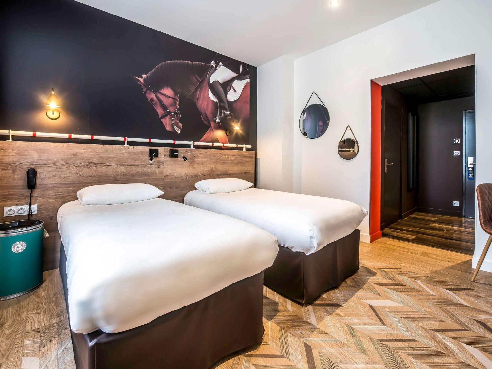 Ibis Styles Saumur Gare Centre Екстер'єр фото